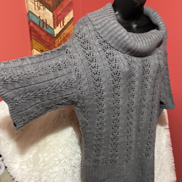 Gray Sweater - Picture 2 of 6